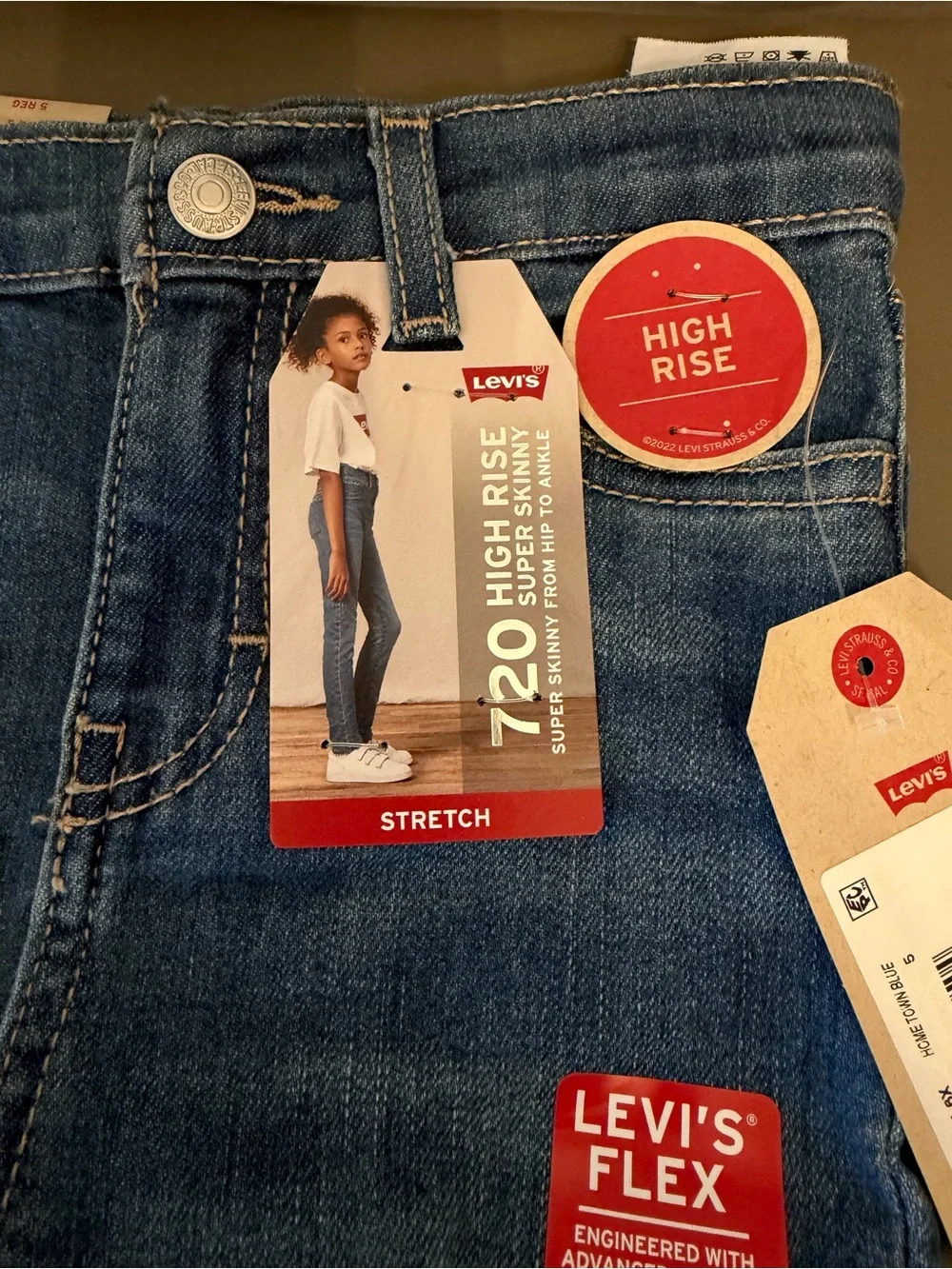 Levi's 720 High Rise Super Skinny Jeans in Denim Blue Size 5 (4-6x range)